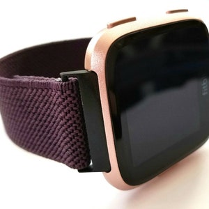 Fitbit VERSA 1/2/Lite, Versa 3/Sense, Apple, Samsung Fall Aubergine schmale Linie Bild 3