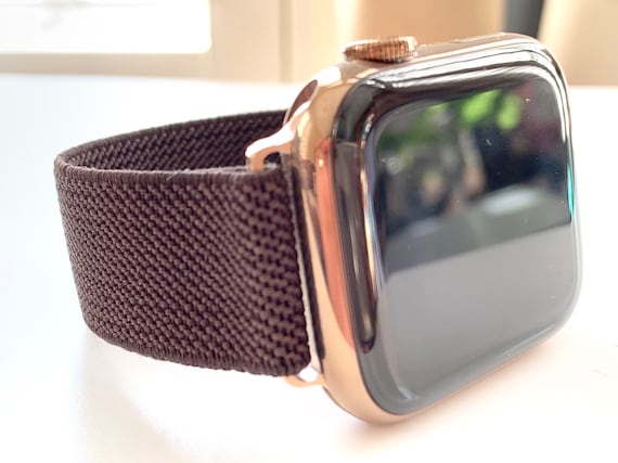 Elastic Apple Watch Band: Slim Minimalist Design, Comfortable Stretch