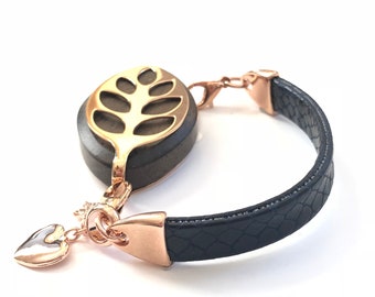 Bella Beat Bracelet Navy Leather with Rose Gold and Heart Star charm