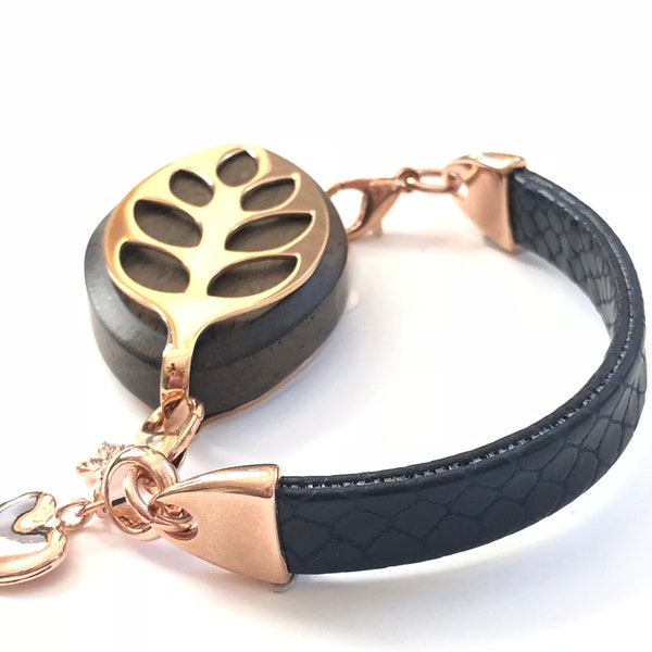 Bella Beat Bracelet Navy Leather with Rose Gold and Heart Star charm