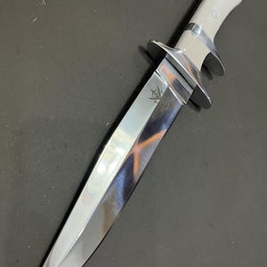 Handmade Hunting Knife: 440C Steel Blade, White Resin Handle + Leather Sheath