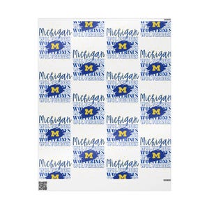 Papier cadeau, logo Michigan Wolverines M, emballage cadeau de l'Université du Michigan, fond bleu, impression carcajou, fan de sport universitaire, cadeau