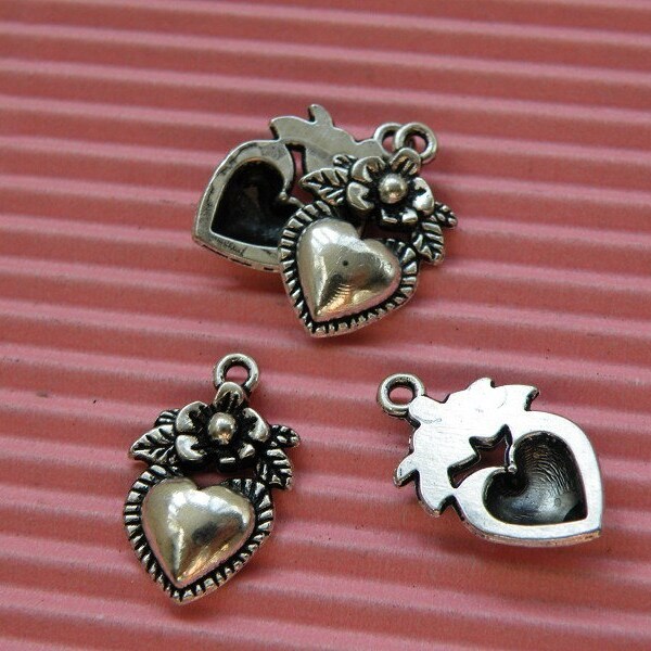 10pcs 18x12mm Antique Silver Flower and Heart Charm Pendant