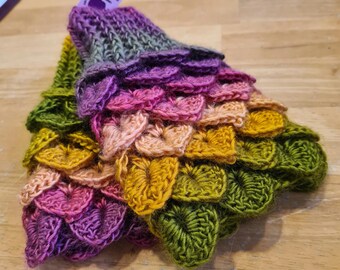 Adult pink Mittens, Purple Dragon scale gloves, Mermaid gloves, Crocodile gloves, Mermaid mitts,  fingerless gloves, vegan gift