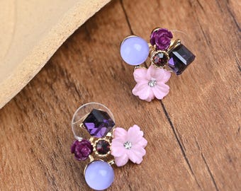 Purple Floral Stud Earrings, Spring Flower Earrings with Gold Setting, Soft Pink Purple Everyday Jewelry Gift for Her