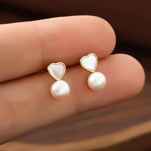 Heart Natural mother-of-pearl Earrings Freshwater Pearl Earrings Handmade Pearl Earrings Wedding Earrings Gift For Her Christmas Gift