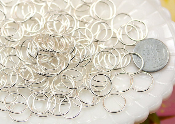Silver Plated Open Jump Rings Oval 4x6mm 20 Gauge (50 pcs) — Beadaholique
