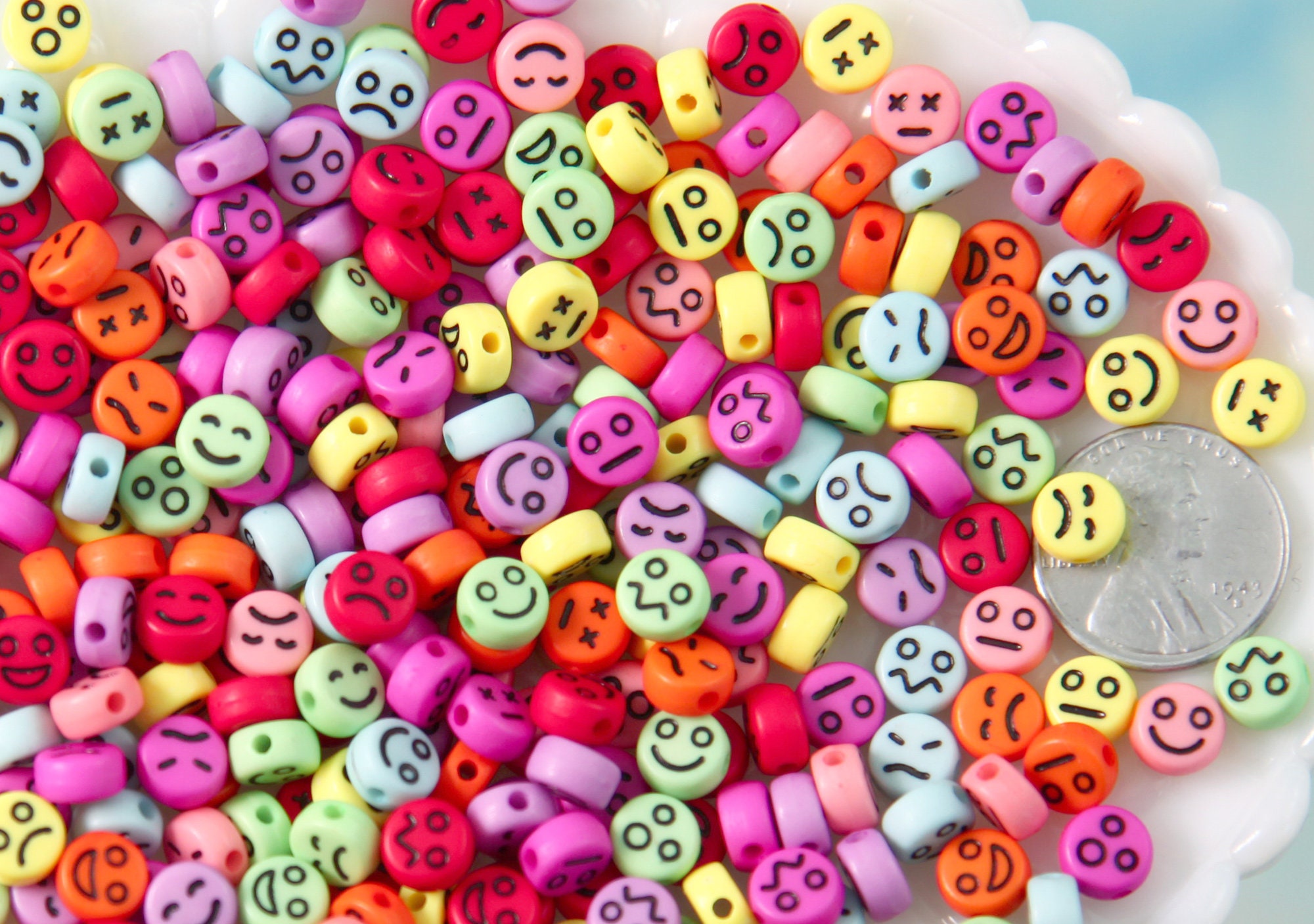 30pcs 10mm Colorful Smile White Clay Beads Flat Round Beads Polymer Beads  for Jewelry Making DIY Hand Made Jewelry Accessories