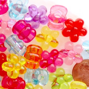 Flower Beads - 16mm Chunky Transparent Flower Large Hole Beads Plastic Acrylic or Resin Beads – 30 pc set