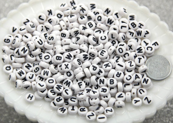 600 White Acrylic Letter Alphabet Beads with Silver Letters 7mm