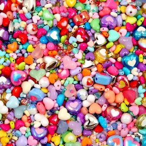 Acrylic Bead Grab Bag - HEARTS - Mixed Lot of Heart Shape Plastic Beads - great for kandi, ispy, sensory crafts, jewelry making - 150+ pcs