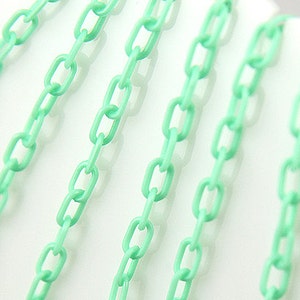 Plastic Chain - 7mm Delicate Mint Green Plastic Chain - 55 inches or 140 cm - 2 pieces