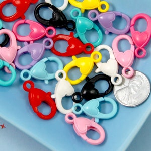 Small Plastic Lobster Clasp - 18 pcs - 23mm Colorful Plastic Clasp with Heart or Keychain Clip