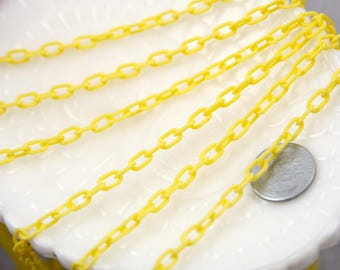 Delicate Yellow Plastic Chain: Lead & Nickel-Free (2 x 55 inch)