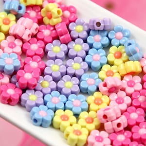 Pastel Daisy Flower Beads: Two-Color Acrylic Beads (60 Pieces)