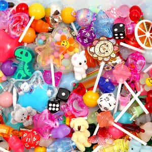 Acrylic Charms Grab Bag - Small Bag - Cute Mixed Lot of Plastic Charms - great for kandi, ispy, sensory crafts, jewelry making - 30-40 pcs