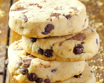 Chocolate Chip Shortbread Cookie Recipe: Easy Homemade Dessert (PDF Printable)