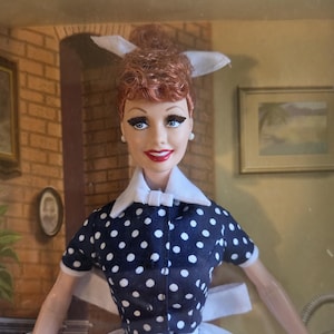 lucille ball blue polka dot dress In the episode Breaking the Lease