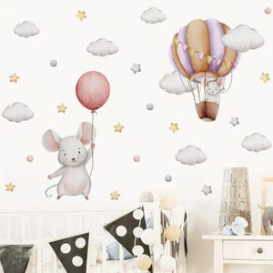 Cartoon Cute Little Mouse Flying With Air Balloon Wall Stickers Kids Room Wall Decals Decorative Sticker for Wall