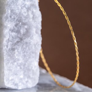 Armband i sterlingsilver med tvinnat rep | Elegant stapelbart armband