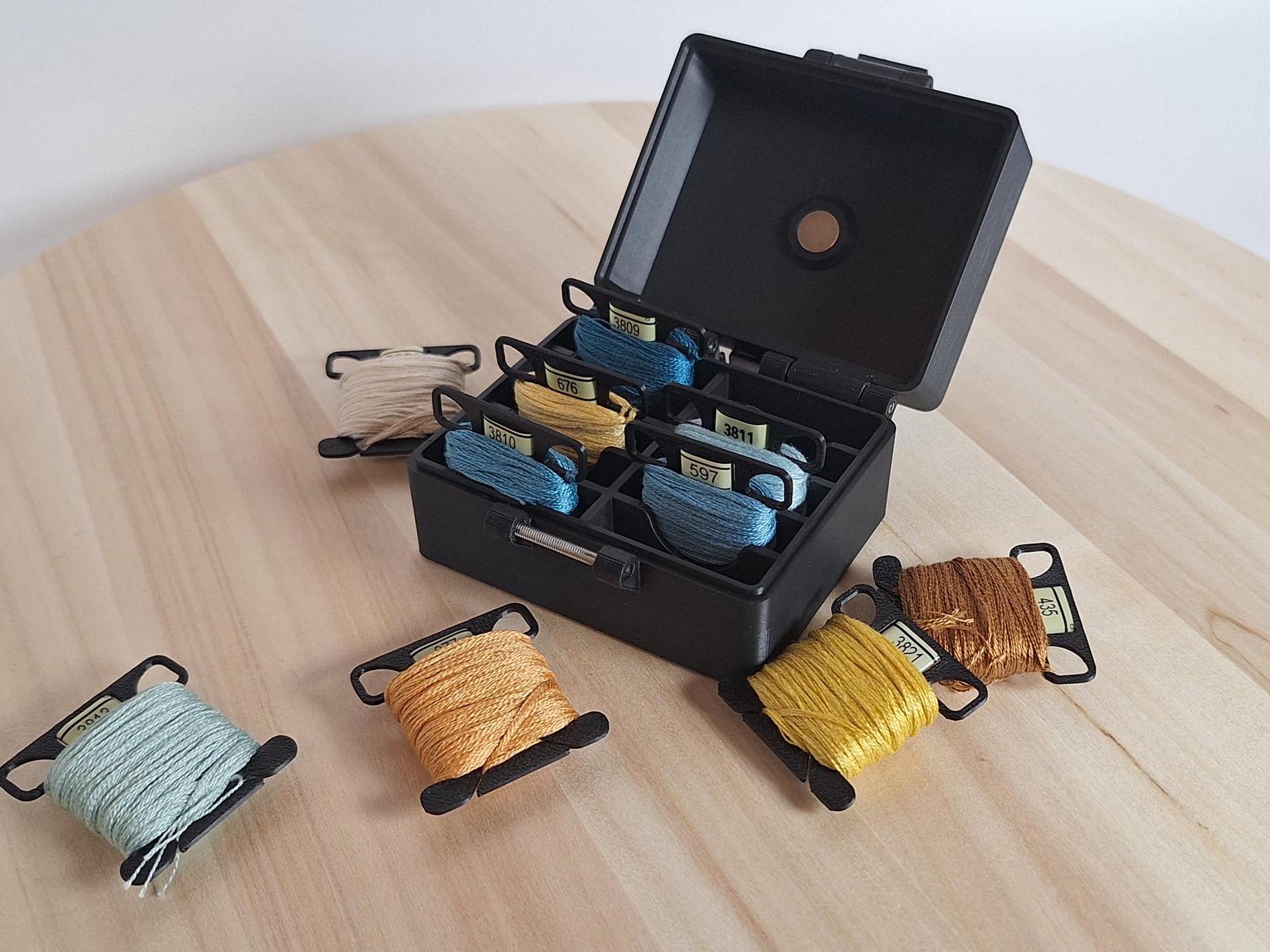 Floss Bobbin Box with Magnet - Cross Stitch Travel Box, Eco-Friendly, Biodegradable PLA Polymer, Embroidery storage, Floss bobbin holder