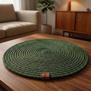 ラウンドジュートコットンプレースマット、ボヘミアン編み込みテーブルマット、ナチュラルファームハウステーブルデコレーション、カスタムサイズ編み込みプレースマット、素朴なダイニングテーブルマット