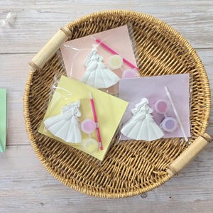 Set per dipingere principesse per bambini – Figurina in gesso da dipingere – Set creativo per bambini – Divertimento fai da te