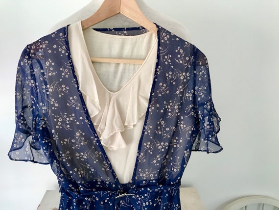 1930s Depression Era sheer floral chiffon ruffled