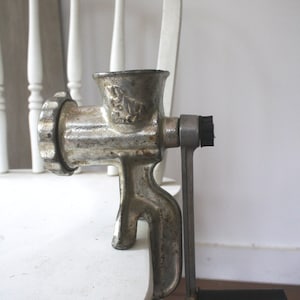 1940s antique rustic tabletop Sausage/meat grinder food mill