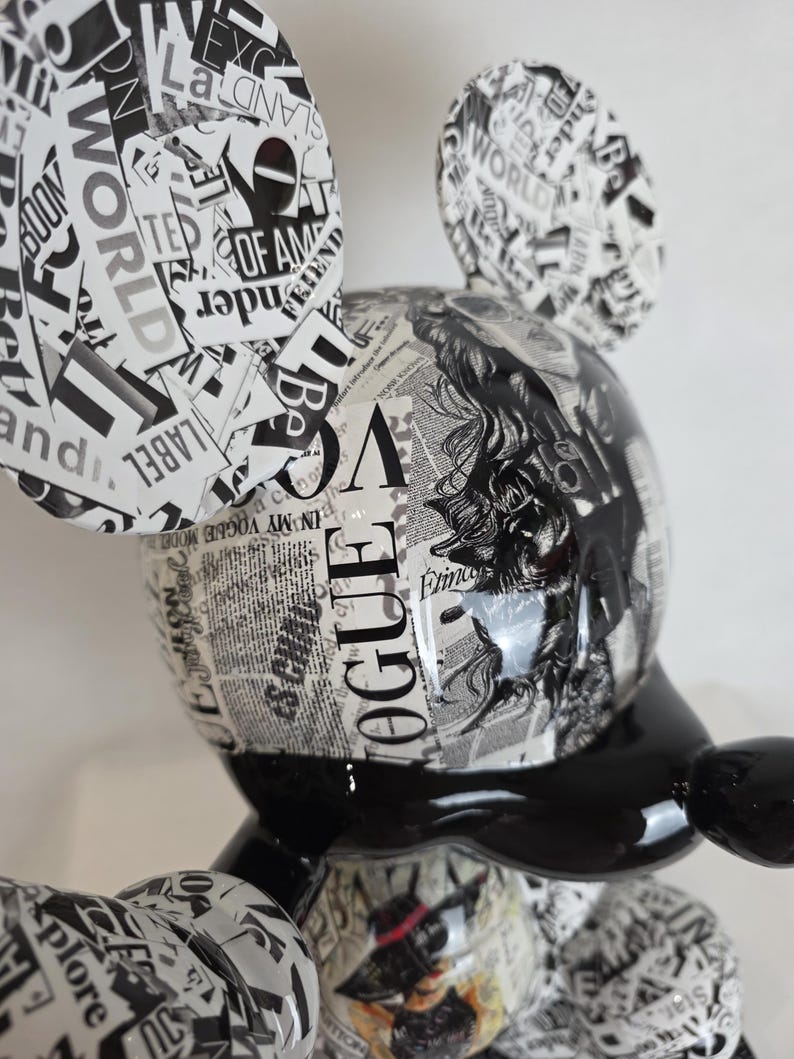 ArtBrut By Ann - Escultura pop art do Mickey Mouse em preto e branco, edição limitada, estatueta de luxo do Mickey, esculturas exclusivas feitas à mão, loja de presentes. imagem 7