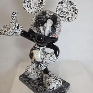 ArtBrut By Ann - Escultura pop art do Mickey Mouse em preto e branco, edição limitada, estatueta de luxo do Mickey, esculturas exclusivas feitas à mão, loja de presentes. imagem 18