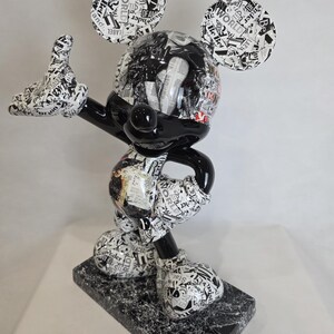 ArtBrut By Ann - Escultura pop art do Mickey Mouse em preto e branco, edição limitada, estatueta de luxo do Mickey, esculturas exclusivas feitas à mão, loja de presentes. imagem 6