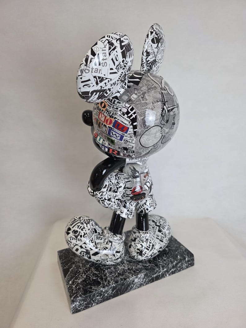 ArtBrut By Ann - Escultura pop art do Mickey Mouse em preto e branco, edição limitada, estatueta de luxo do Mickey, esculturas exclusivas feitas à mão, loja de presentes. imagem 13