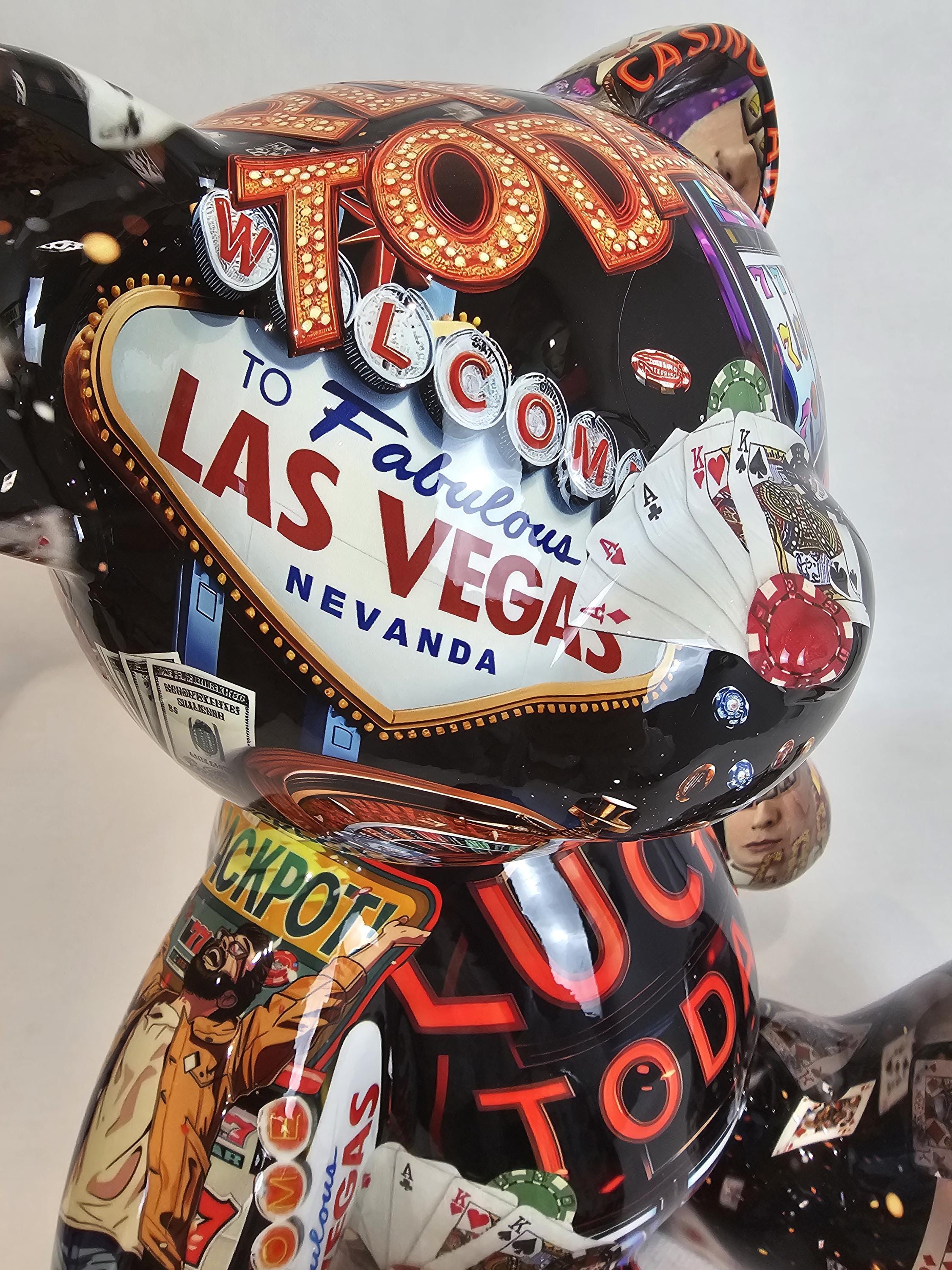 Artbrut by Ann - Jackpot Bear | Pop Art Resin Sculpture | Casino