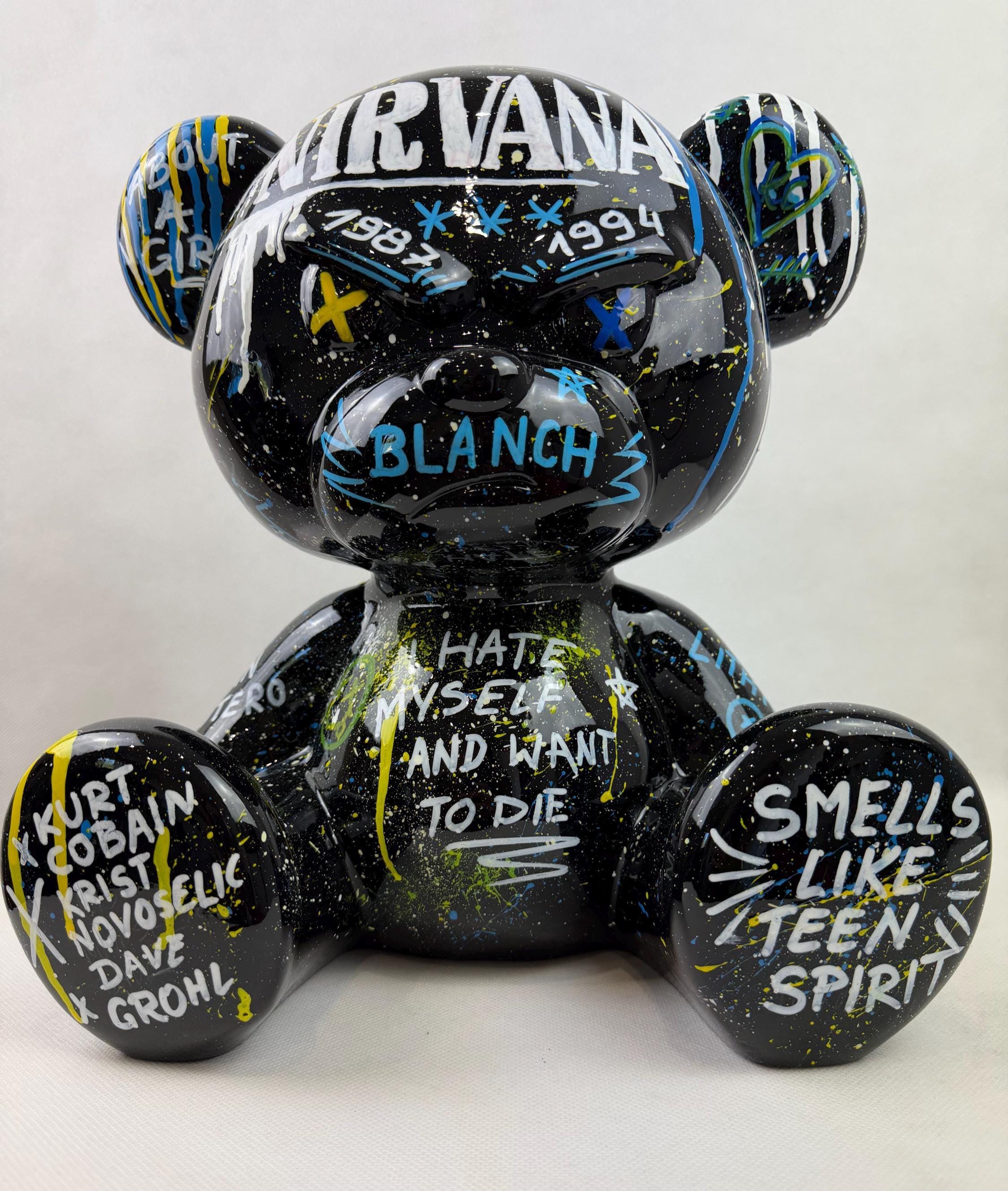 Graffiti bear statue - Etsy 日本