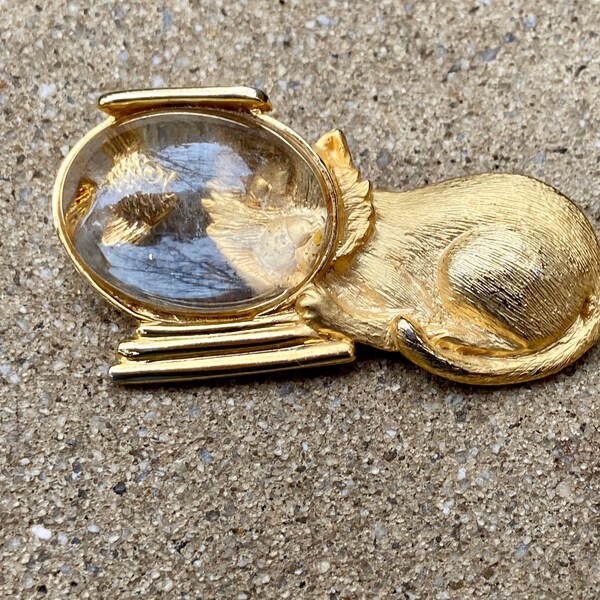 Cat and Fishbowl Pin by Jonette Jewelry Co Gold Tone JJ Kitty Brooch Lucite Fish Bowl Hungry and Curious Cat Pin Retro 1980s Brooch