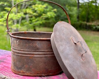 Tin Lunch Bucket, Oval Lunch Pail with Lid, Rusty Patina, Country Farm Decor, Industrial Decor, Farmhouse Style Decor