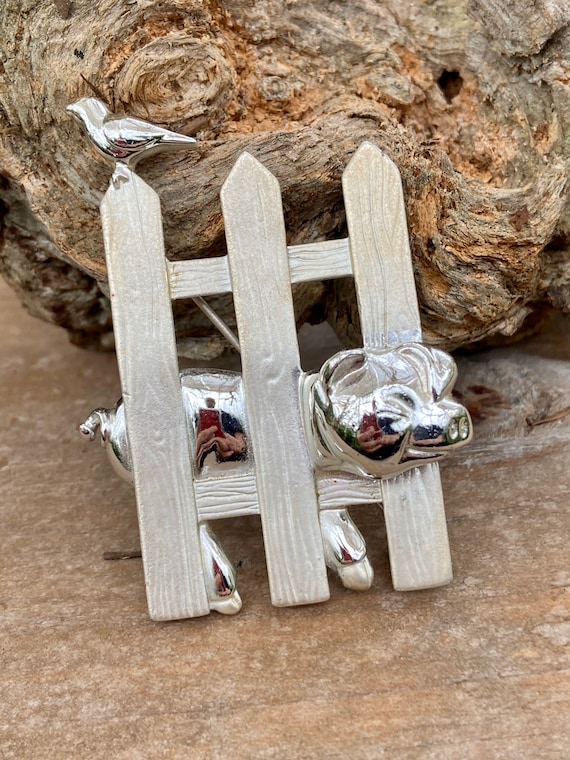 Silver Tone Pig Pin, Fun AJC Pig Stuck In Fence Br