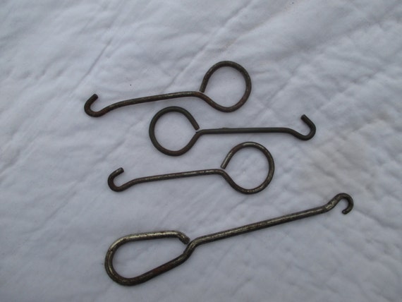 4 Antique Button Hooks Victorian Metal Marked Shoes Boots Zipper Pull