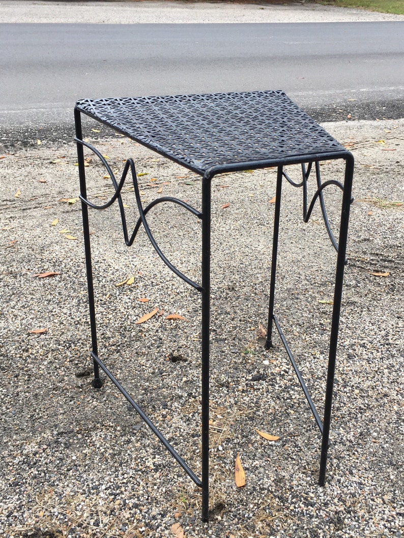 Vintage Black Wrought Iron Side Table Metal Mesh Mid Century Mod Patio Plant Stand Shabby Farmhouse