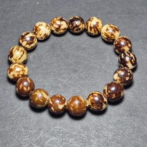 12mm Natural Bodhi Seed Bracelet, Buddhist Prayer Beads Bracelet Meditation & Spiritual Jewelry.