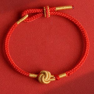 Red Cord Bracelet: Eternal Knot, Good Fortune Amulet