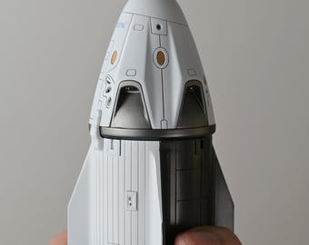 Space Crew Drago 1:72 Scale Model High-Detail