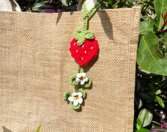 Champignon au crochet, fraise, bijou de sac fleur, décoration de sac, cadeau pour les amoureux, cadeau pour femme