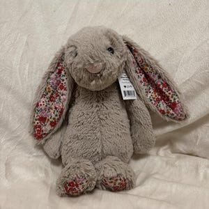 Retired Jellycat Medium Blossom Posy Bunny NWT