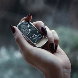 Siberian Fir & Frankincense - natural lip balm tin with beeswax, cocoa butter, forest scent, resinous perfumed organic and natural flavor