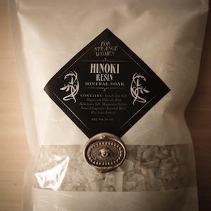 Hinoki Resin Mineral Soak