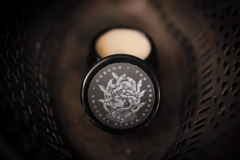 Gorgon™ 9g Solid Perfume Burnt Resins, Tonka, Amyris, Limestone, Embers, Frankincense image 3