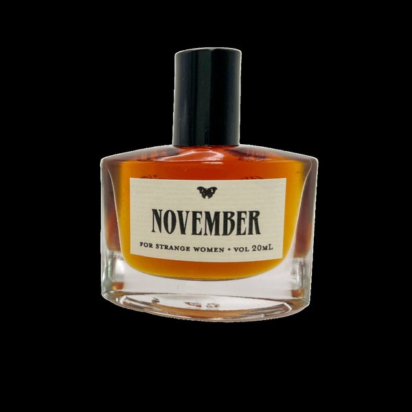 November in the Temperate Deciduous Forest™ - Perfume Oil - black tea, bergamot, mushrooms, forest floor, wet soil, dried leaves