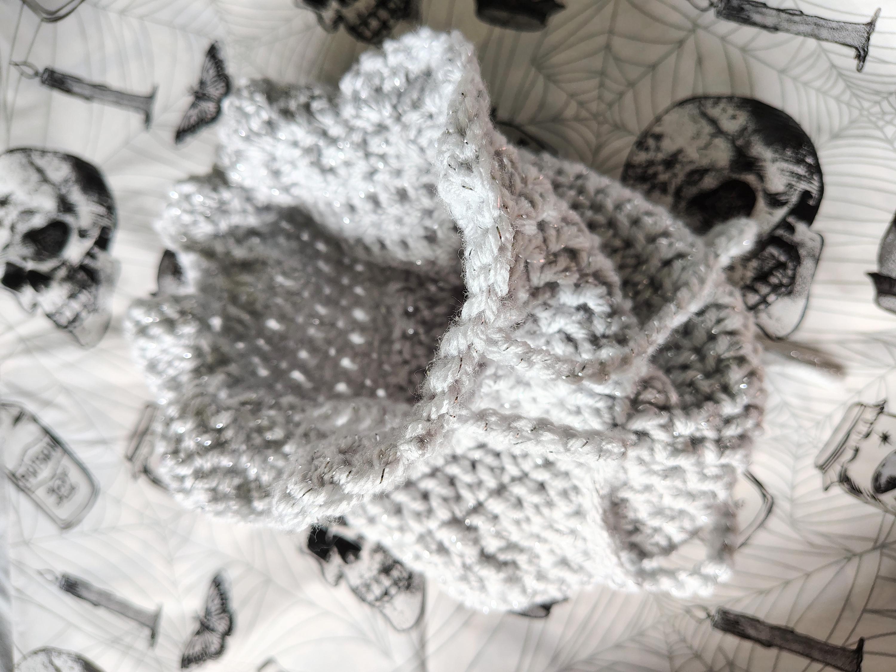 Granny Round Tarot Card Pouch, Witchcraft Tools, Altar Supplies - Thumbnail 2